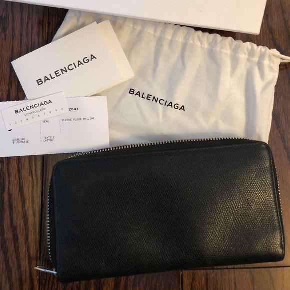 Authentic Balenciaga Black Leather Wallet - Picture 5 of 7